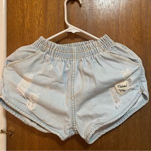 Wash denim short